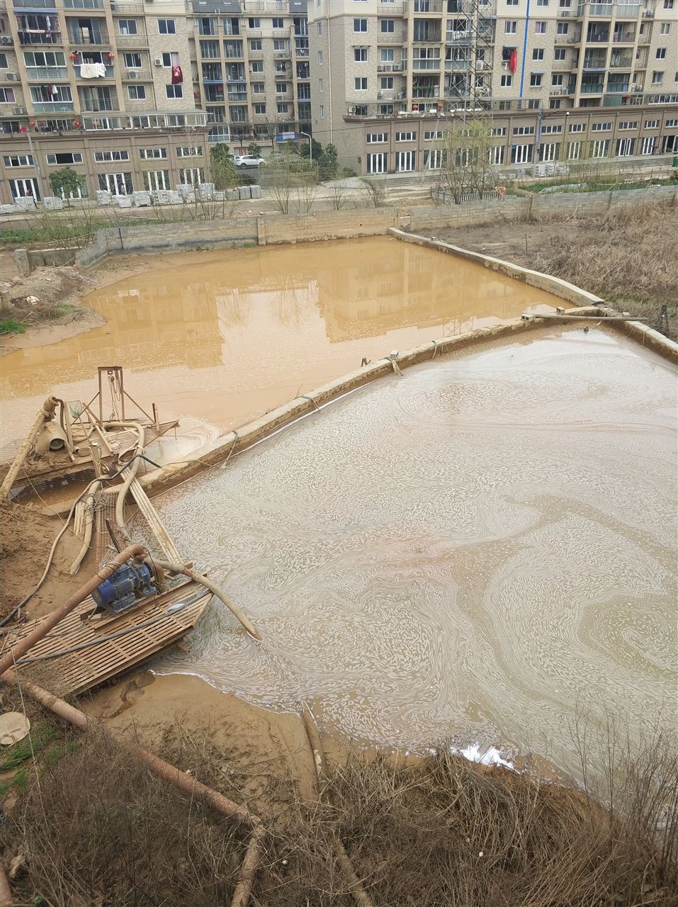 新泰沉淀池淤泥清理-厂区废水池淤泥清淤