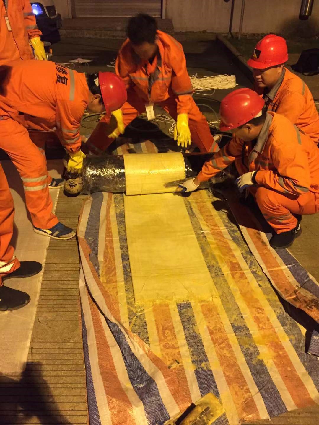 新泰CIPP局部树脂固化法